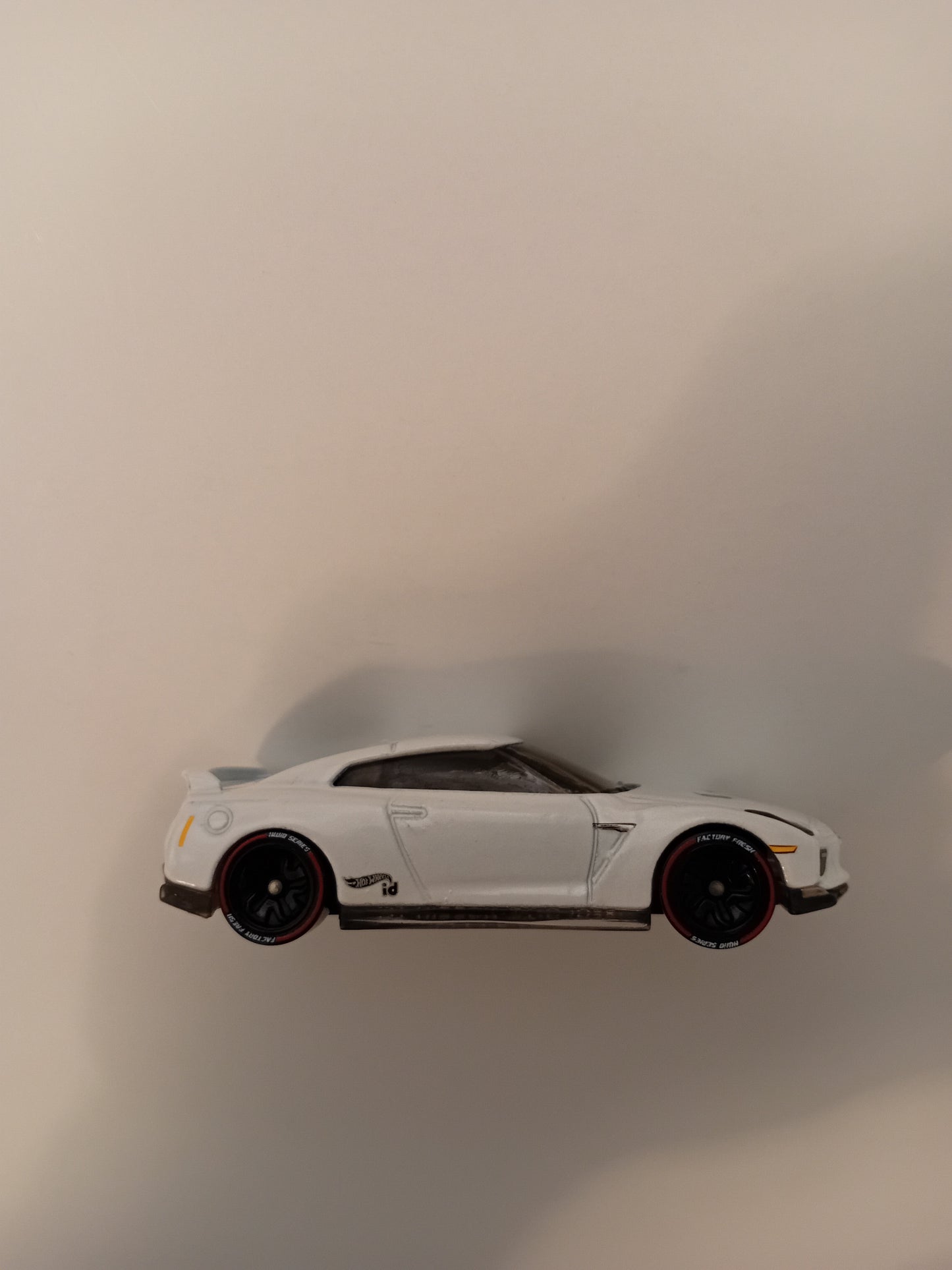 Loose Hot Wheels ID '17 Nissan GTR
