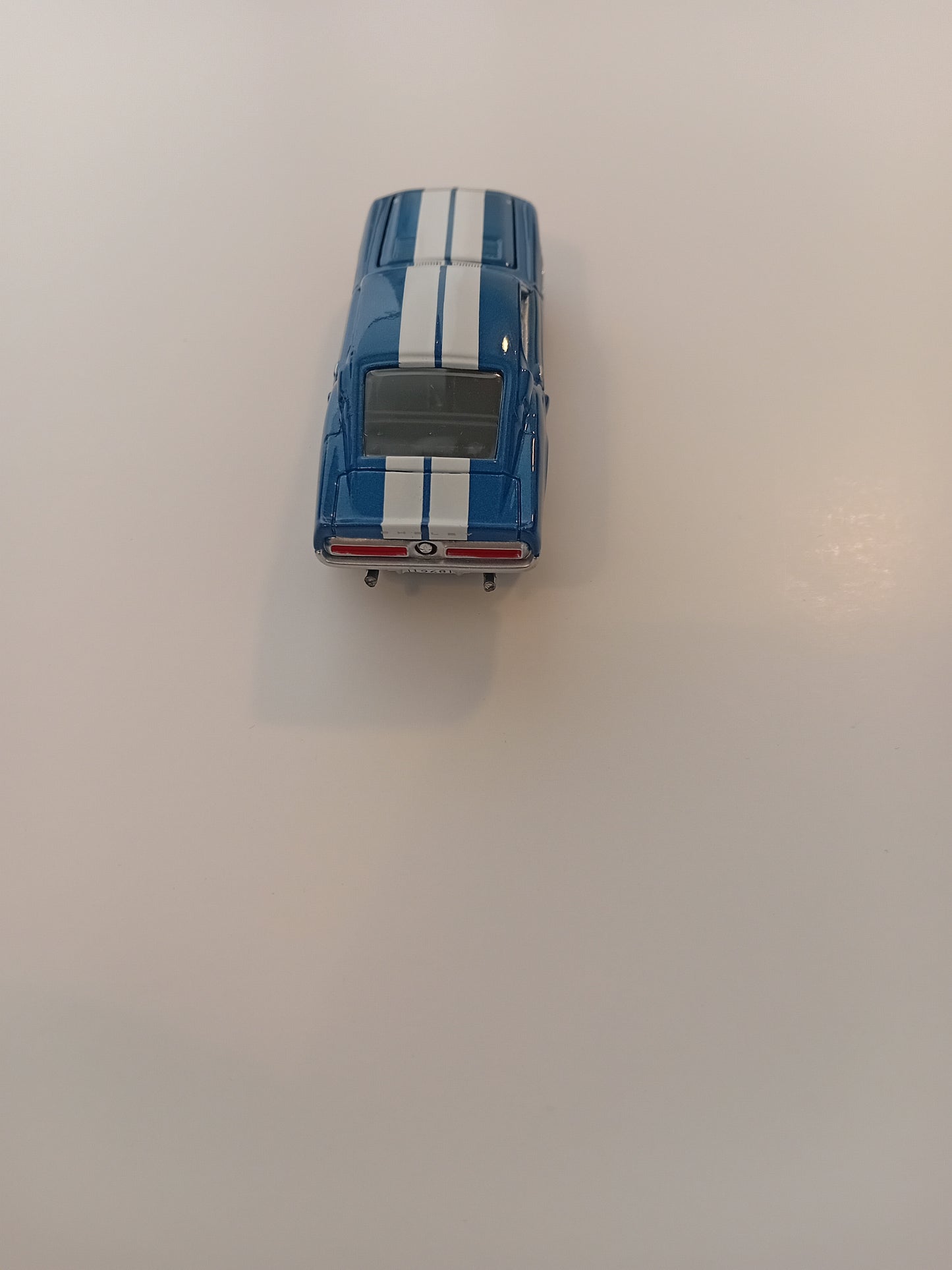 Johnny Lightning 1968 Shelby GT 350