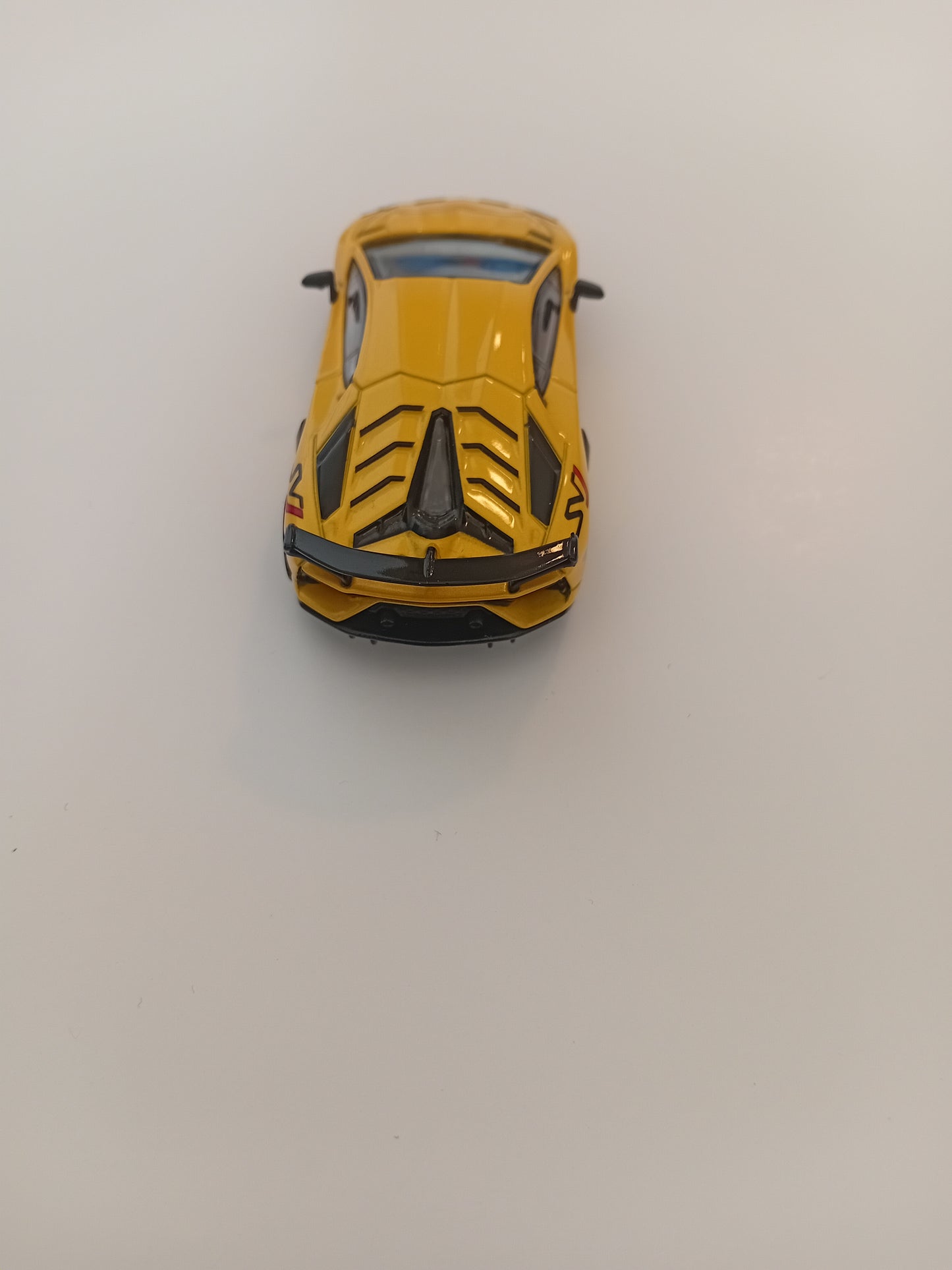 Mini GT Lamborghini Aventador SVJ (yellow)