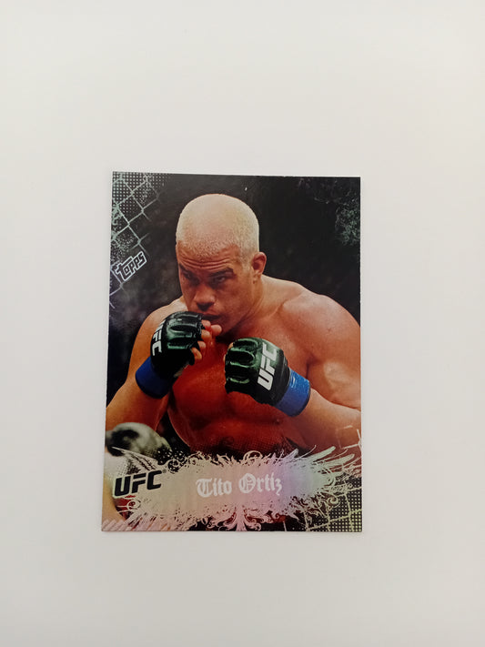 Tito Ortiz card (holo)