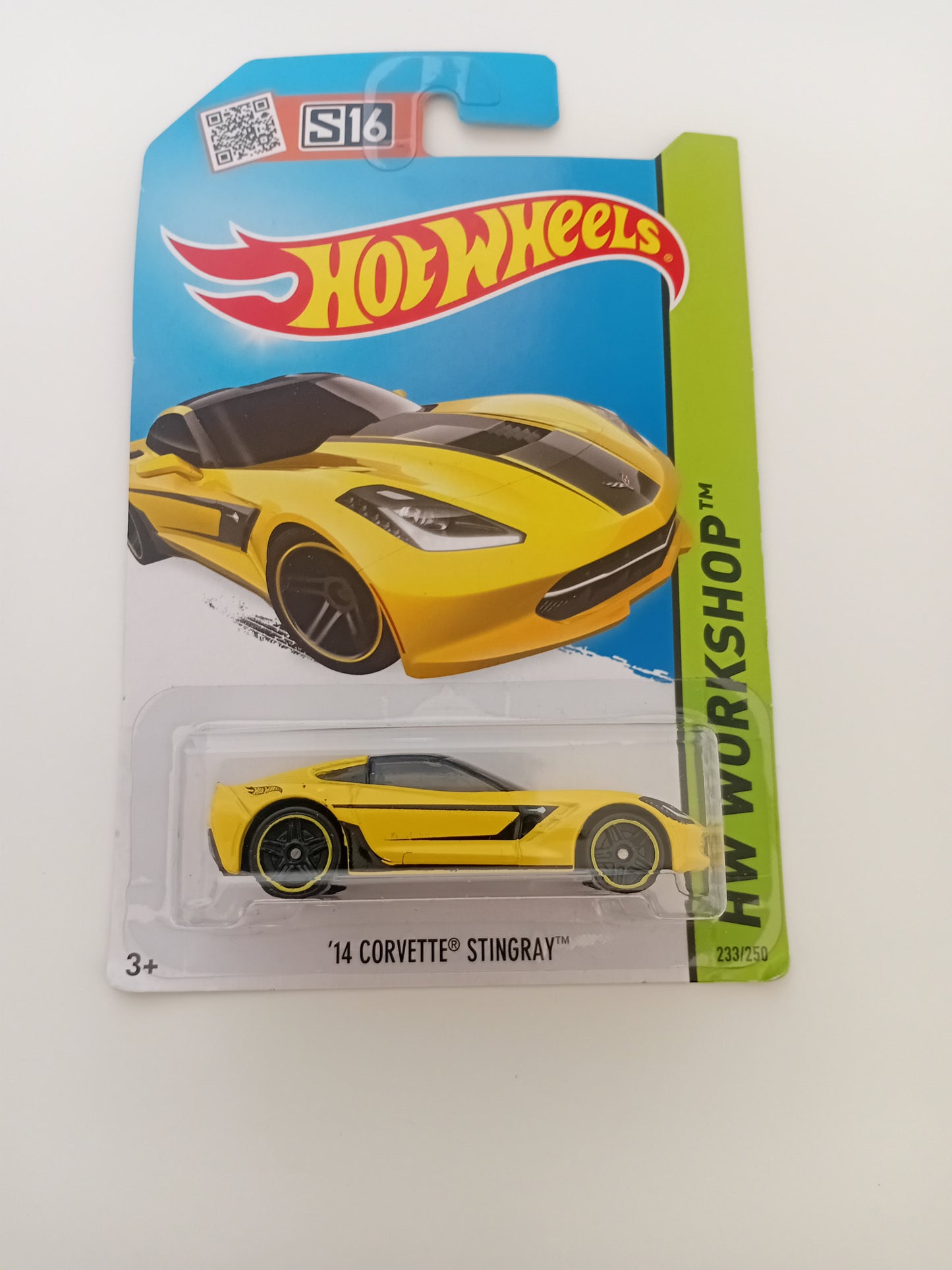 Hot Wheels '14 Corvette Stingray