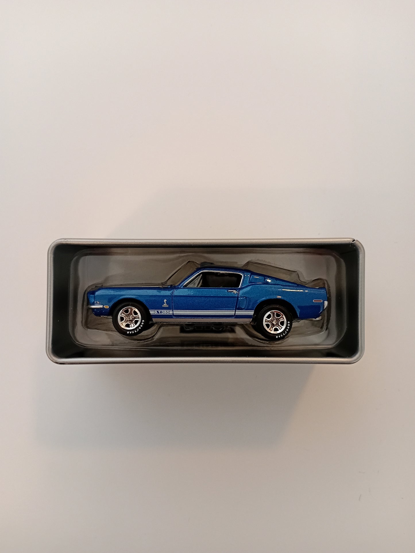 Johnny Lightning 1968 Shelby GT 350