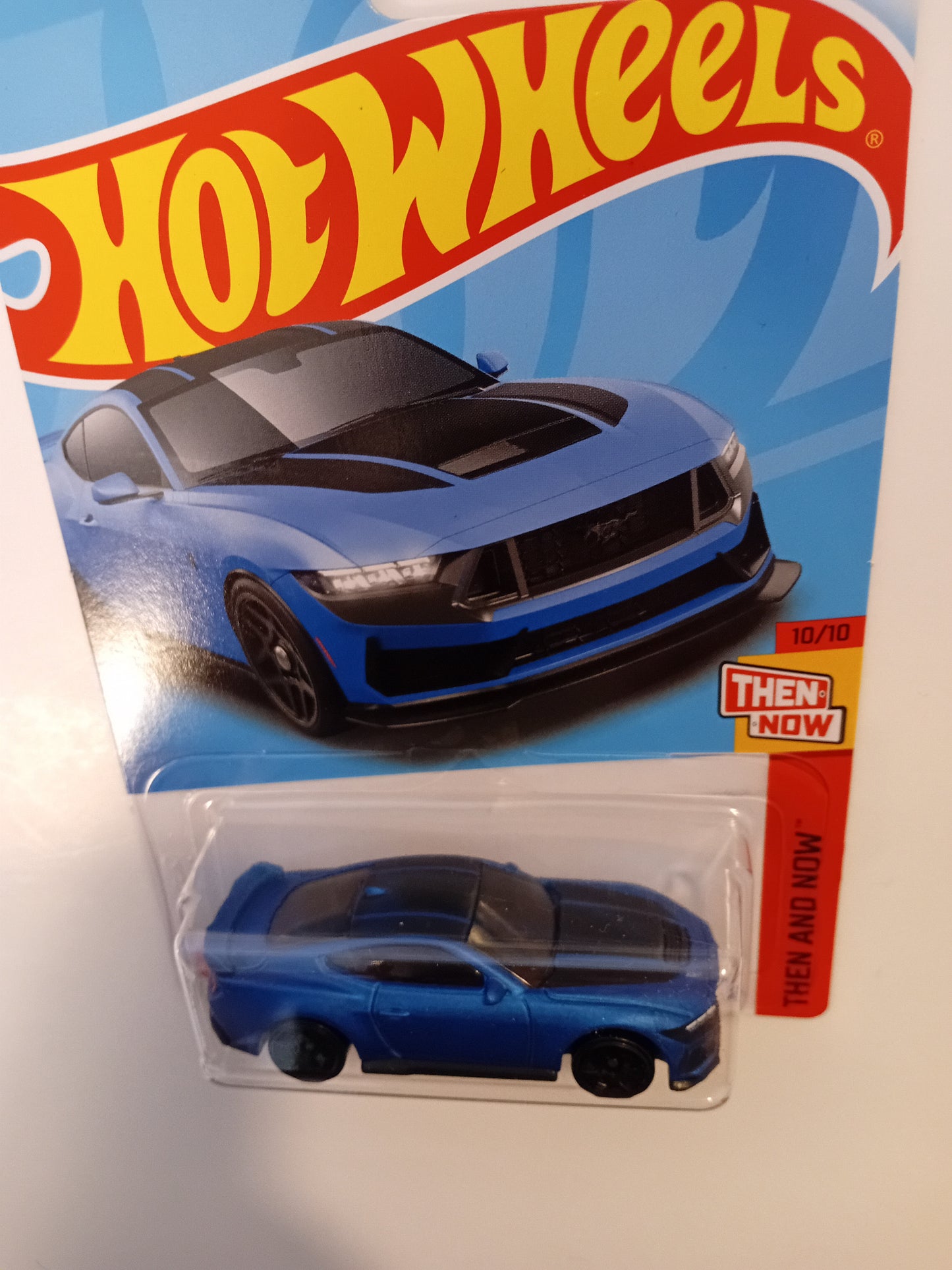 Hot Wheels Ford Mustang Dark Horse