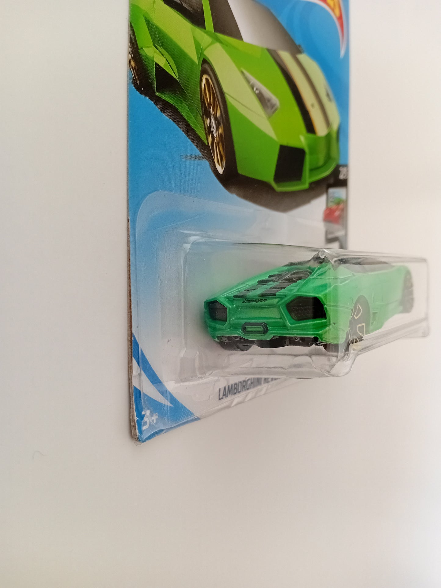 Hot Wheels Lamborghini Reventon Roadster