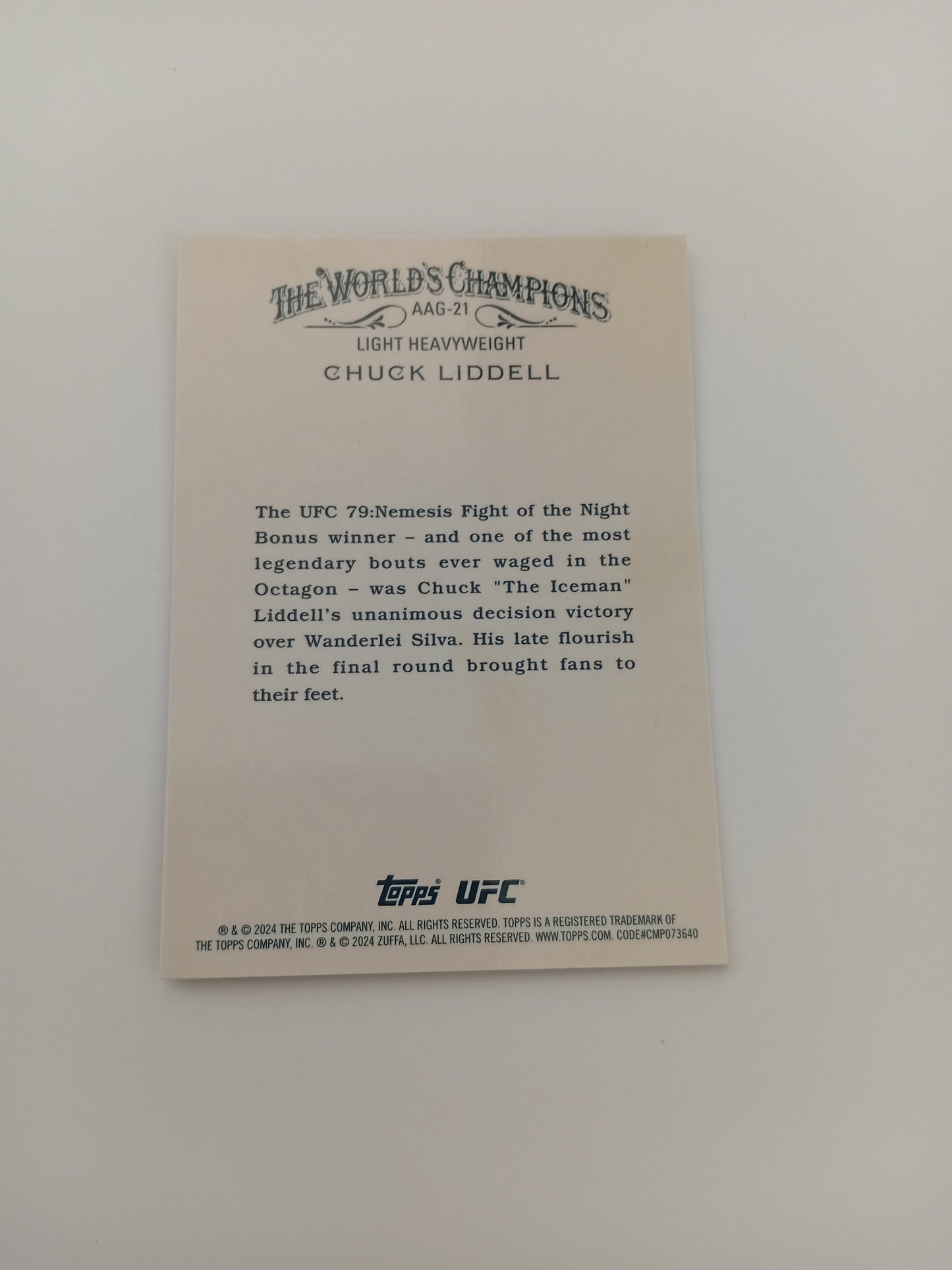 Chuck Liddell card (holo)