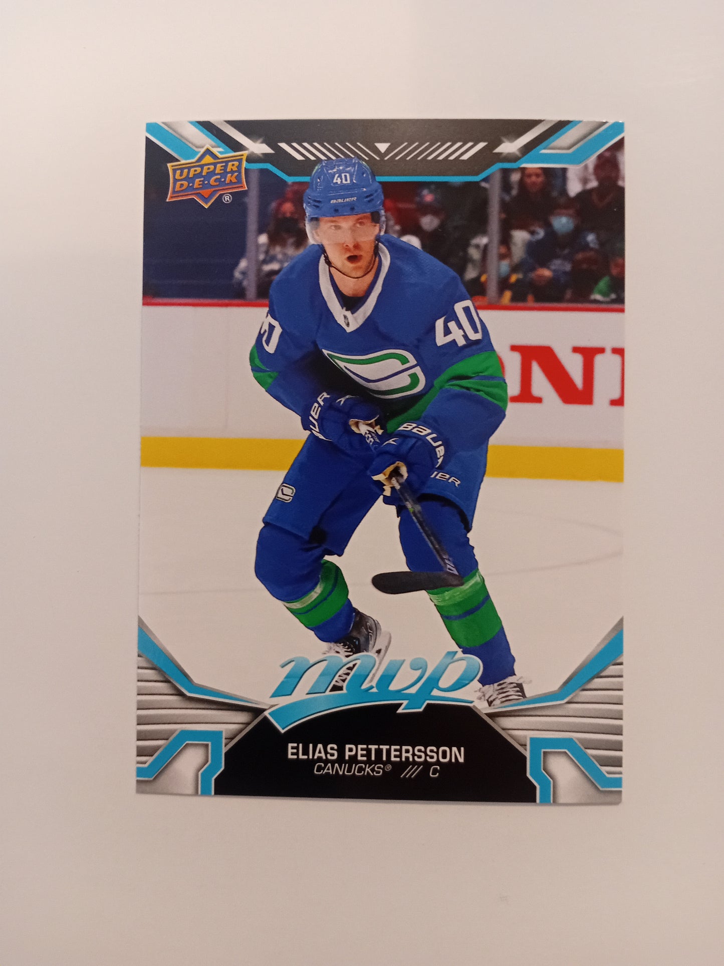 Elias Pettersson Card
