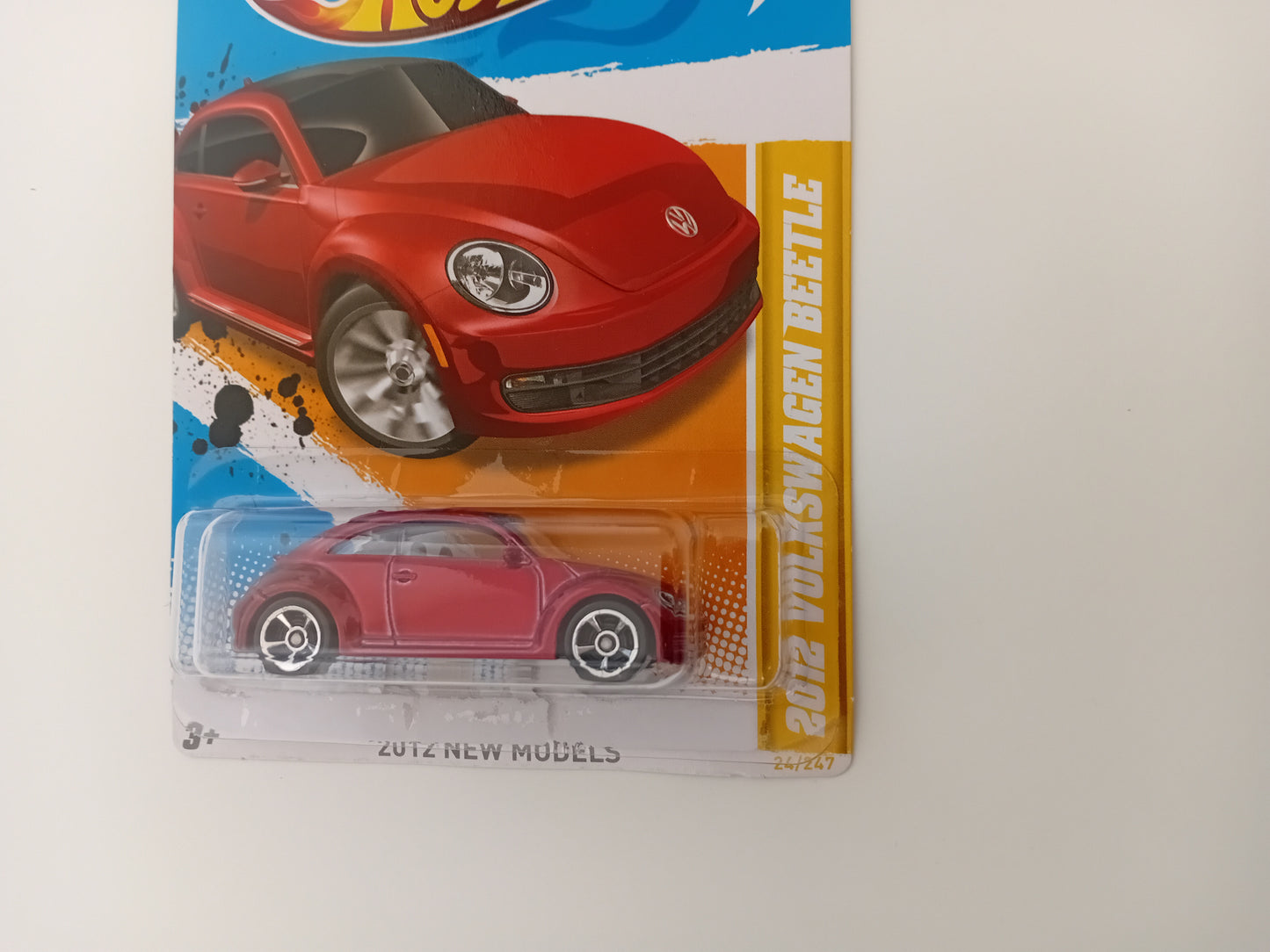 Loose Hot Wheels 2012 Volkswagen Beetle (with packaging)